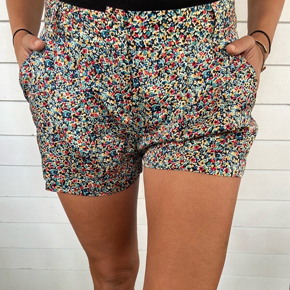 Anthropologie Corey Lynn Calter sz 8 Pleated Floral Silk Shorts